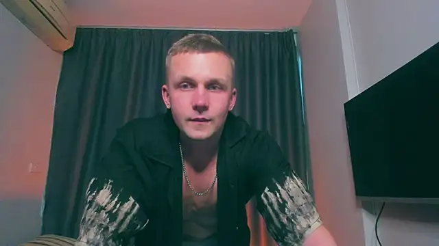 Snapshot of Samuel_Andrew chatting on March 2025 11:27:02 AM Samuel Andrew online show from March 2025 11:27:02 AM