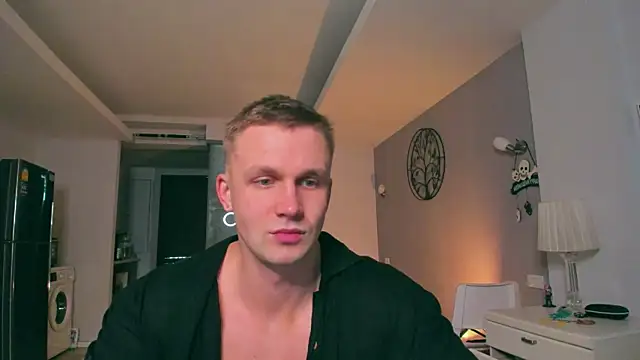 Snapshot of Samuel_Andrew chatting on November 2025 05:40:01 AM Samuel Andrew online show from November 2025 05:40:01 AM