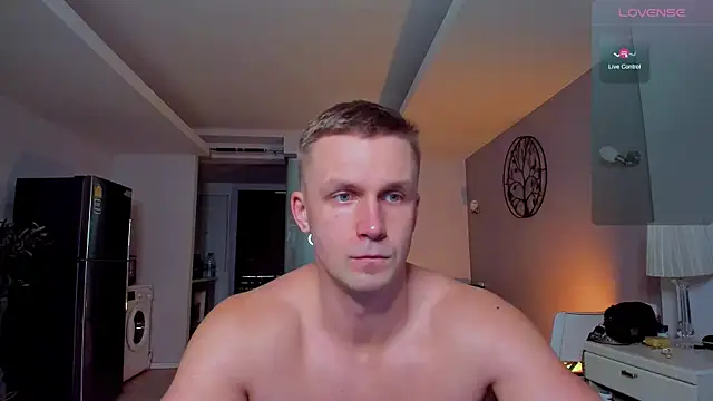 Snapshot of Samuel_Andrew chatting on December 2025 03:44:02 AM Samuel Andrew online show from December 2025 03:44:02 AM