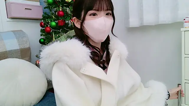 Snapshot of -minami- chatting on December 2024 12:33:02 PM -minami- online show from December 2024 12:33:02 PM