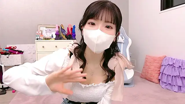 -minami- online show from February 2026 12:12:01 PM