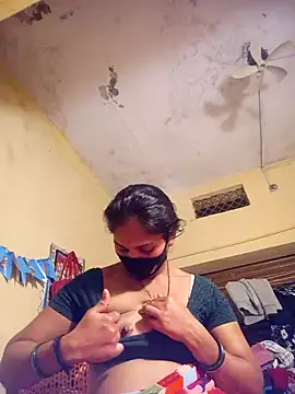 Snapshot of Hi_Radhika chatting on January 2025 05:07:02 PM Hi Radhika online show from January 2025 05:07:02 PM