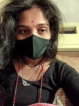 Snapshot of Hi_Radhika chatting on January 2025 01:00:02 AM Hi Radhika online show from January 2025 01:00:02 AM