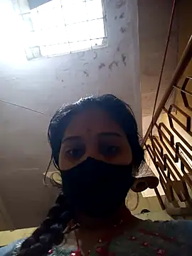 Snapshot of Hi_Radhika chatting on February 2025 04:45:02 PM Hi Radhika online show from February 2025 04:45:02 PM