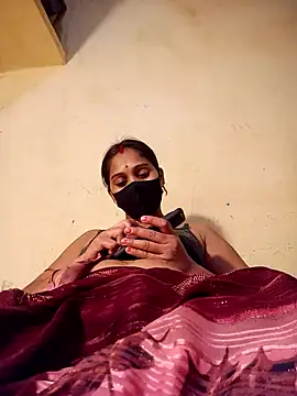 Snapshot of Hi_Radhika chatting on March 2025 05:46:01 PM Hi Radhika online show from March 2025 05:46:01 PM