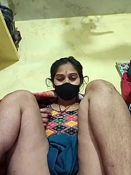 Snapshot of Hi_Radhika chatting on March 2025 12:48:02 AM Hi Radhika online show from March 2025 12:48:02 AM