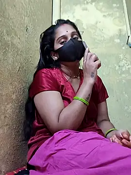 Snapshot of Hi_Radhika chatting on September 2025 03:14:01 PM Hi Radhika online show from September 2025 03:14:01 PM