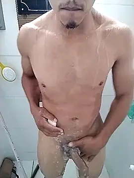 Snapshot of Piroca_doce18 chatting on December 2024 01:44:02 PM Piroca doce18 online show from December 2024 01:44:02 PM