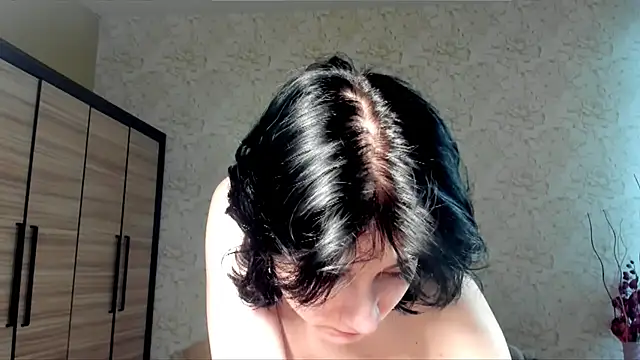 JulisSweet online show from January 2025 01:36:01 PM