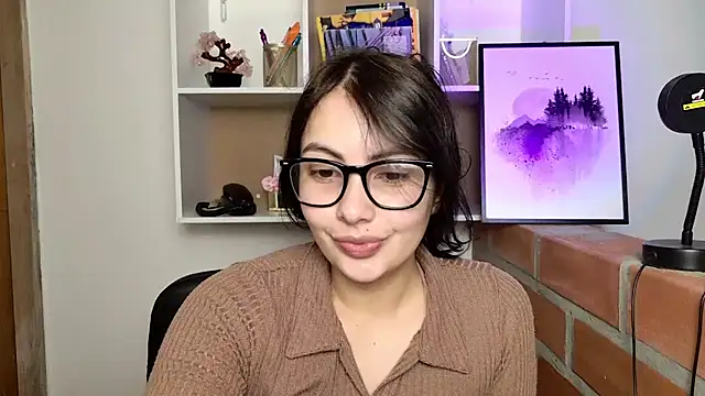 Snapshot of lalawhitte chatting on May 2026 10:21:02 AM lalawhitte online show from May 2026 10:21:02 AM