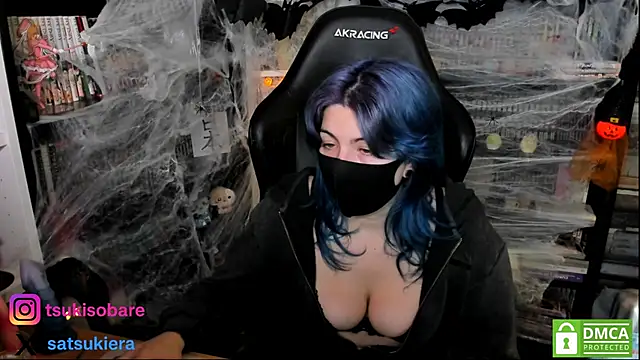 Snapshot of _Satsuki_ chatting on October 2025 07:56:01 PM Satsuki online show from October 2025 07:56:01 PM