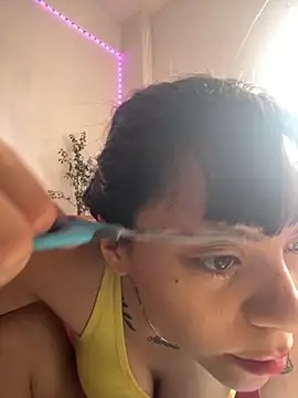 melisabunnny online show from November 2025 12:05:02 PM