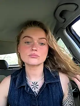 Goldloeckchen159 online show from March 2025 01:41:01 PM