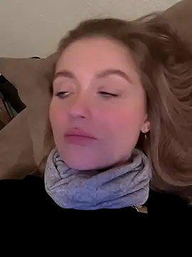 Goldloeckchen159 online show from February 2026 06:11:02 PM