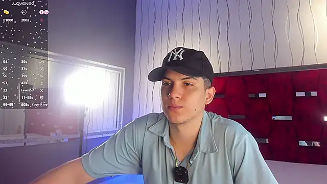 Brat  online show from October 2025 09:13:01 PM