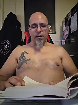 KrazyLegz online show from February 2026 06:04:01 PM