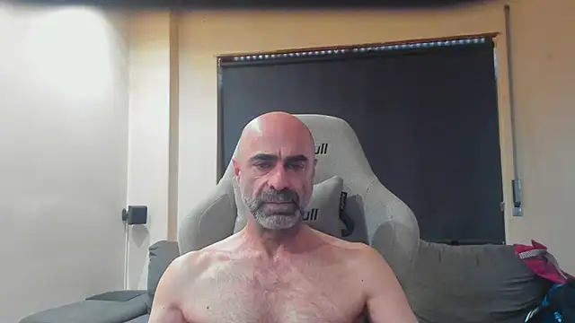 Snapshot of Bicopflirt chatting on April 2026 03:13:01 PM Bicopflirt online show from April 2026 03:13:01 PM