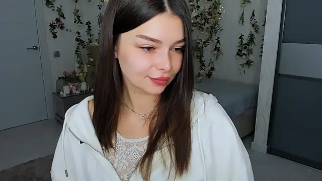 ContinentOfTranquility online show from November 2025 01:19:01 AM