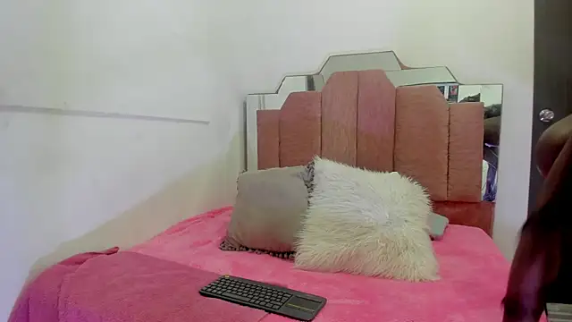 LoveQueen2 online show from February 2025 11:44:02 AM