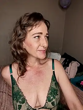 Deviant Desires xx online show from October 2025 05:24:01 PM