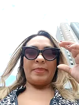 Snapshot of Afroditecash chatting on September 2025 05:50:01 PM Afroditecash online show from September 2025 05:50:01 PM