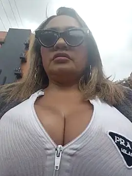 Snapshot of Afroditecash chatting on October 2025 06:32:02 PM Afroditecash online show from October 2025 06:32:02 PM