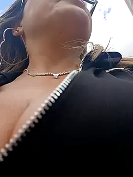 Snapshot of Afroditecash chatting on November 2025 05:57:01 PM Afroditecash online show from November 2025 05:57:01 PM