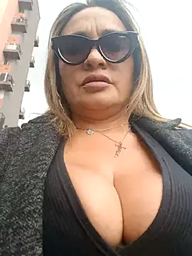 Snapshot of Afroditecash chatting on January 2026 06:02:02 PM Afroditecash online show from January 2026 06:02:02 PM