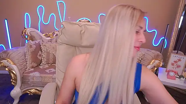 ArishkaLulu online show from November 2025 06:57:02 AM