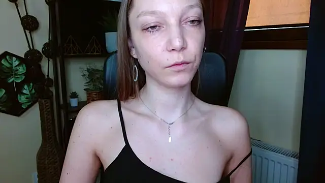 EmillyPlay online show from March 2026 06:41:02 AM