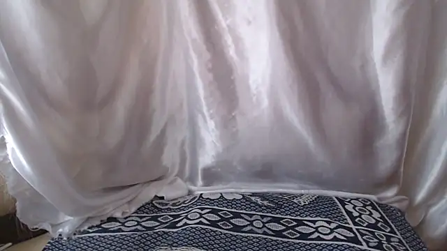 Burberrry  online show from April 2026 06:41:02 AM