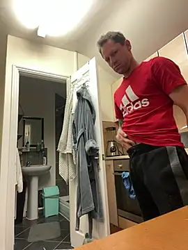 Snapshot of Yourhotboy_42 chatting on March 2025 07:28:01 PM Yourhotboy 42 online show from March 2025 07:28:01 PM