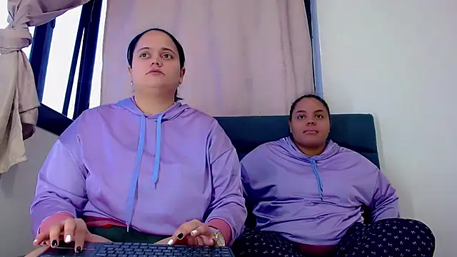 brunnette hot online show from November 2025 11:03:02 AM