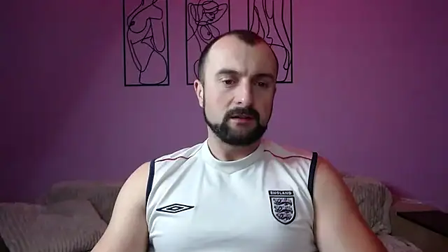 brindlefly6969 online show from December 2024 02:11:01 PM