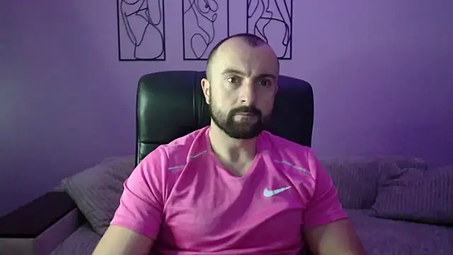 brindlefly6969 online show from November 2025 11:34:01 AM