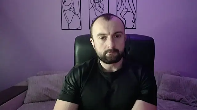 brindlefly6969 online show from February 2026 11:17:01 AM