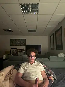 Snapshot of hardmecl chatting on December 2024 09:54:02 PM hardmecl online show from December 2024 09:54:02 PM