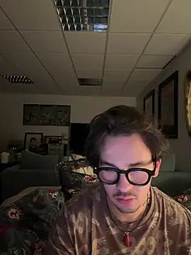 Snapshot of hardmecl chatting on December 2024 11:45:02 PM hardmecl online show from December 2024 11:45:02 PM