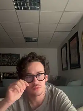 Snapshot of hardmecl chatting on March 2025 11:24:02 PM hardmecl online show from March 2025 11:24:02 PM