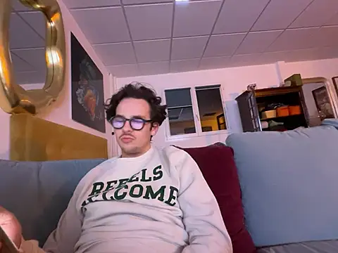 Snapshot of hardmecl chatting on March 2025 06:59:02 PM hardmecl online show from March 2025 06:59:02 PM