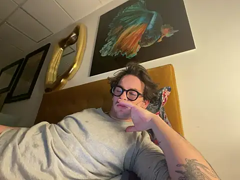 Snapshot of hardmecl chatting on March 2025 09:13:01 PM hardmecl online show from March 2025 09:13:01 PM