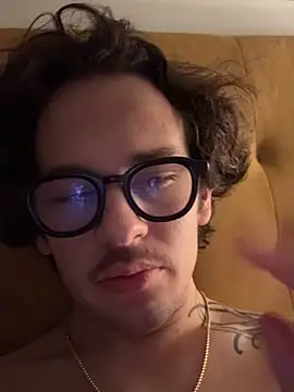 Snapshot of hardmecl chatting on September 2025 08:34:02 PM hardmecl online show from September 2025 08:34:02 PM