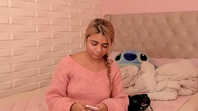 pamell col online show from December 2024 03:37:01 AM