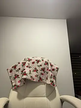 pamell col online show from November 2025 02:10:02 AM