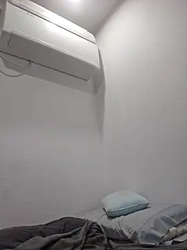 Iliketocooksquirt25 online show from February 2026 07:18:01 PM