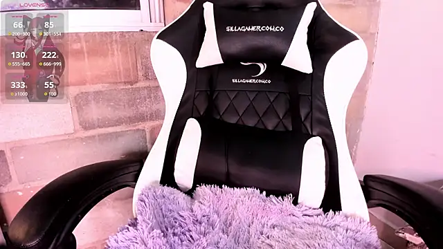 Im Scarlet online show from October 2025 12:03:01 AM