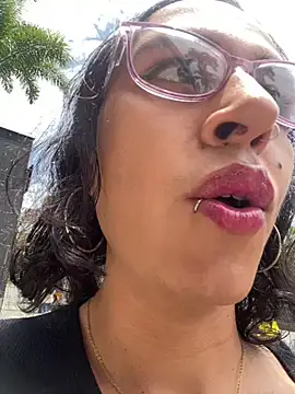 Snapshot of Ari-Hall chatting on March 2025 08:29:02 PM Ari-Hall online show from March 2025 08:29:02 PM