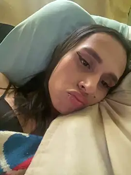 Snapshot of Ari-Hall chatting on September 2025 08:34:02 PM Ari-Hall online show from September 2025 08:34:02 PM