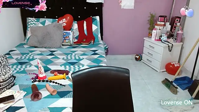 soniafuckboobs online show from February 2025 09:20:02 PM