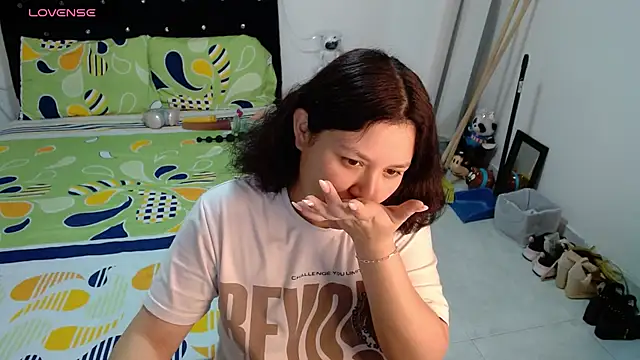 soniafuckboobs online show from May 2026 12:23:01 PM